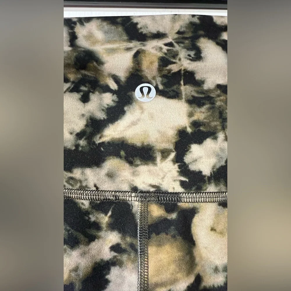 lululemon athletica Wunder Train High-Rise Crop 23